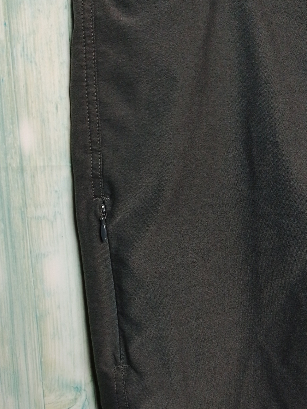 Kuhl TREKR 8" Short Size 6 Charcoal Gray - Picture 6 of 16